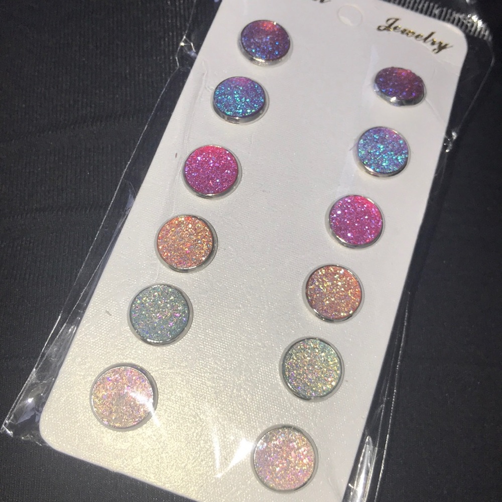 6 pairs of Sparkling Earrings Druzy Studs